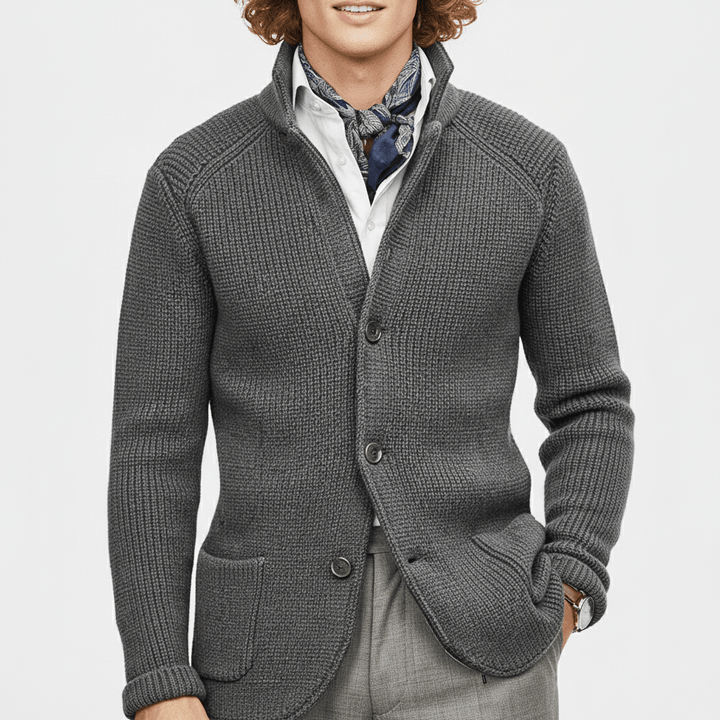 Hochwertiger Herren-Strick-Cardigan, strukturiert & langärmlig, weich, warm & angenehm zu tragen.