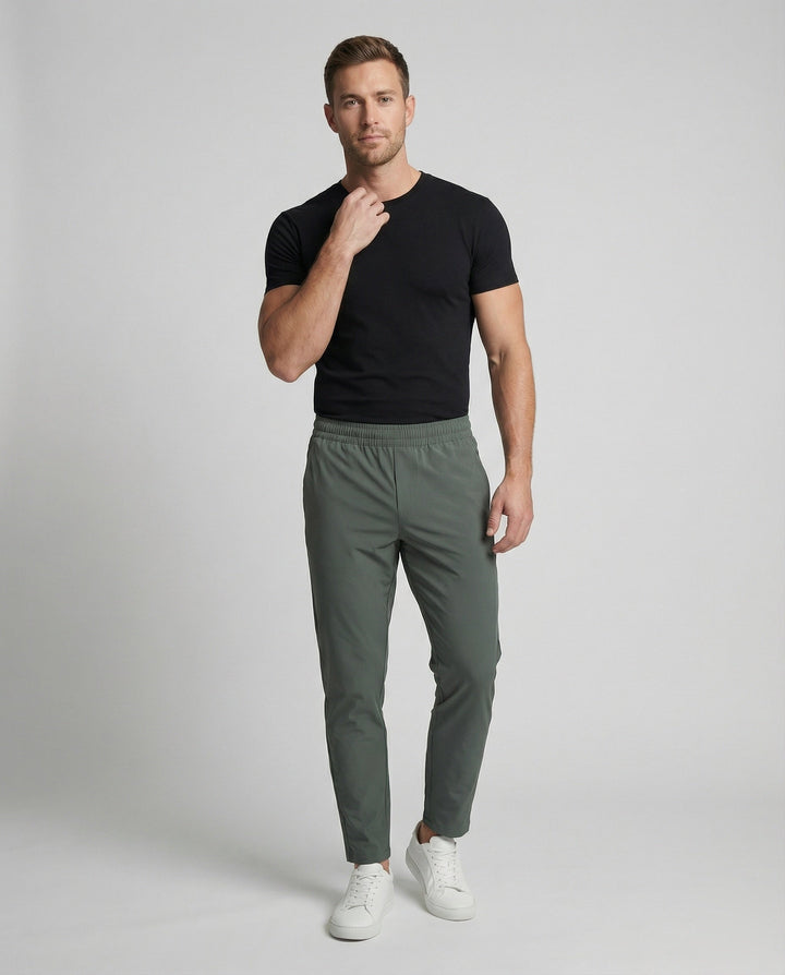 Herren Tapered Jogginghose, schmal geschnitten, modern & bequem für Sport, Freizeit & Alltag.