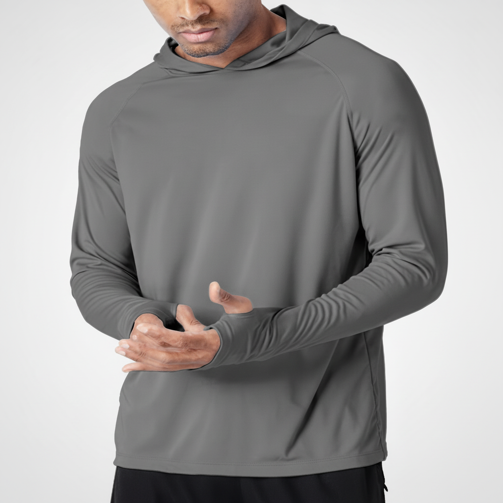 Rückenansicht des atmungsaktiven Herren UV Schutz Hoodies SunveilPro für Komfort bei Outdoor-Aktivitäten.