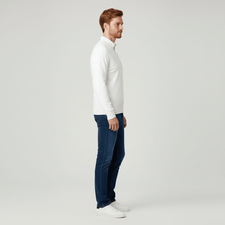 Herrenpullover mit V-Ausschnitt, schmaler Schnitt, ein Basic für smarte Business Casual Garderobe.