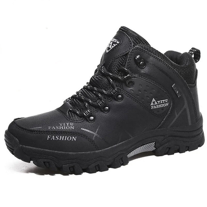 Modische Herren Outdoorstiefel mit wasserdichtem Schutz und bequemer ergonomischer Dämpfung.