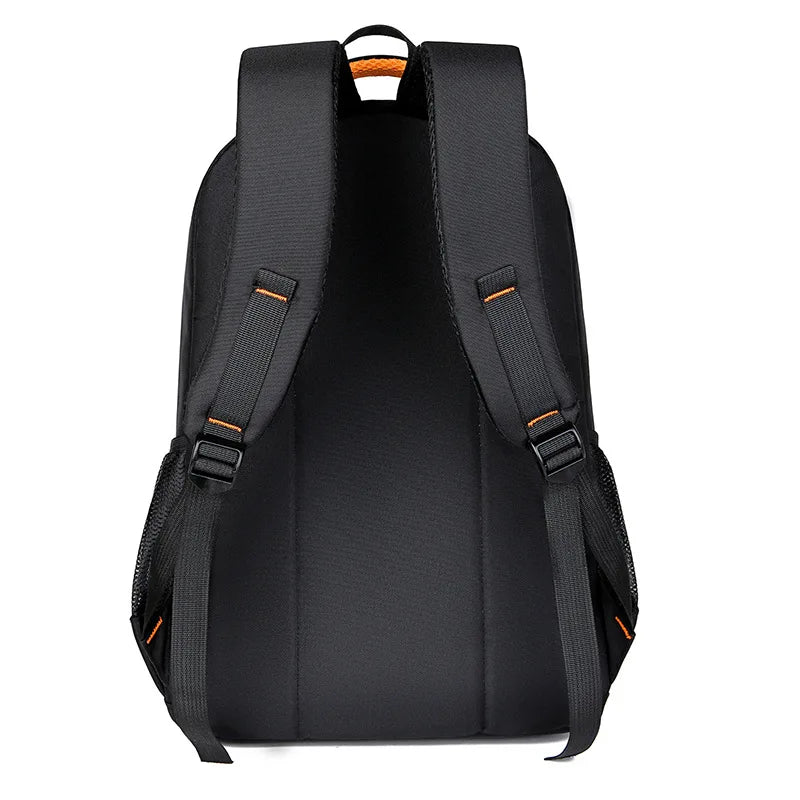 Praktischer Herren Freizeitrucksack, wasserdicht & stylisch, ideal für jeden Tag und Kurztrips.
