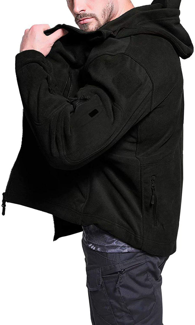Robuste Herren Sportjacke mit Kälteschutz. Winddichte Outdoorjacke für Sport, Reise und aktive Tage.