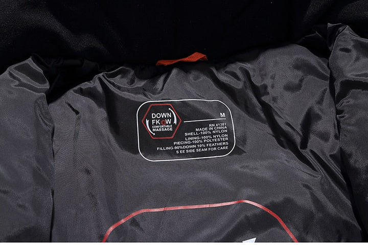 Warme Herren Winterjacke, winddicht & komfortabel. Perfekt für Pendler bei kaltem Wetter.