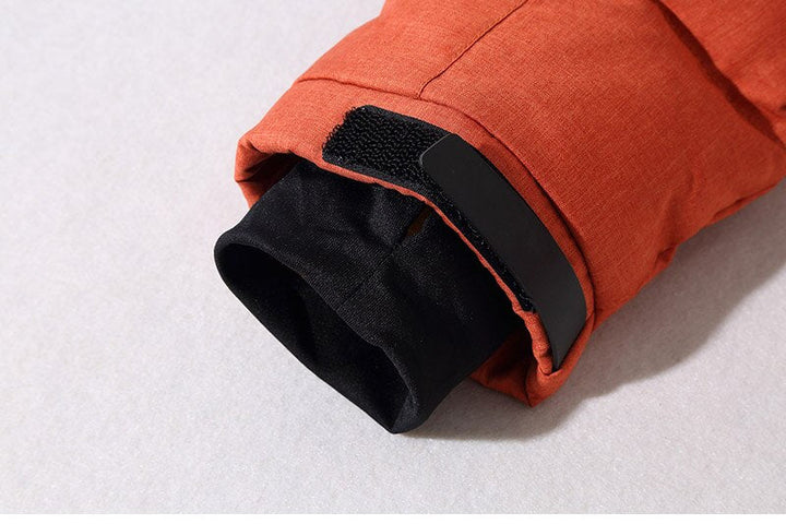Hochwertige Herren Winterjacke, strapazierfähig & wärmeisolierend. Optimal bei Kälte.