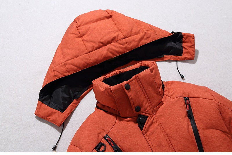 Sportliche Herren Jacke, warm & winddicht. Perfekt für aktive Tage im Herbst & Winter.