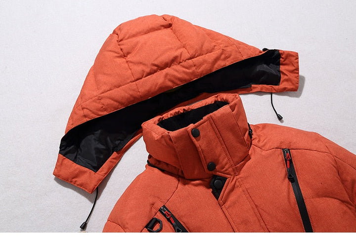 Sportliche Herren Jacke, warm & winddicht. Perfekt für aktive Tage im Herbst & Winter.
