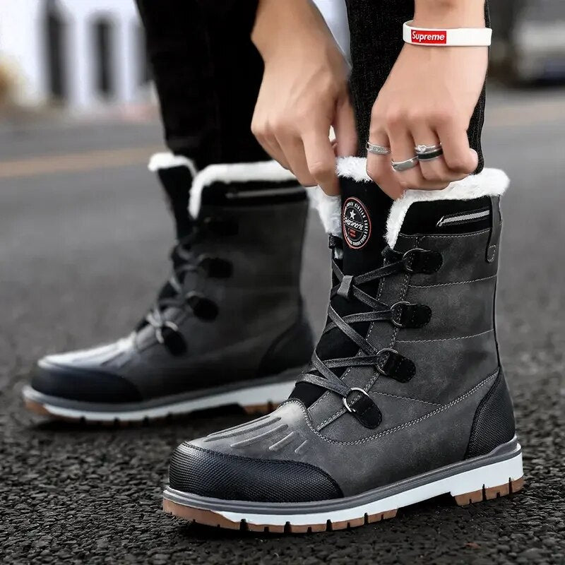 Robuste Bauweise der Herren Winterstiefel, garantiert Langlebigkeit & Schutz bei Outdoor-Abenteuern im Schnee.