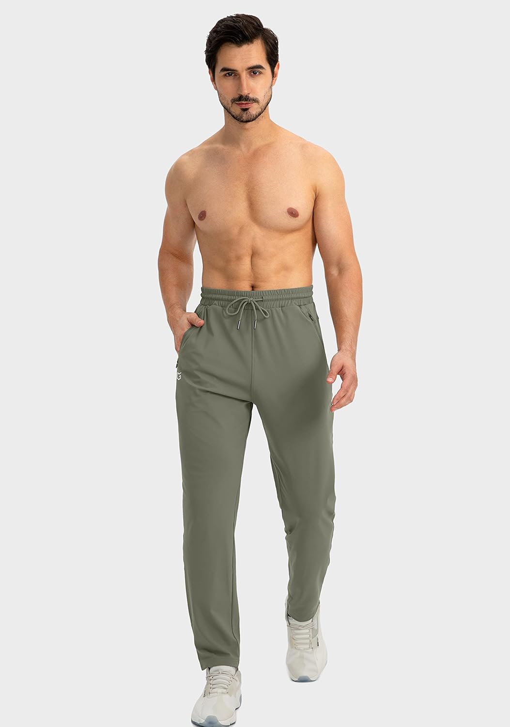 Elegante Herren Freizeithose Tapered Fit, ideal für stilvolle Entspannung.