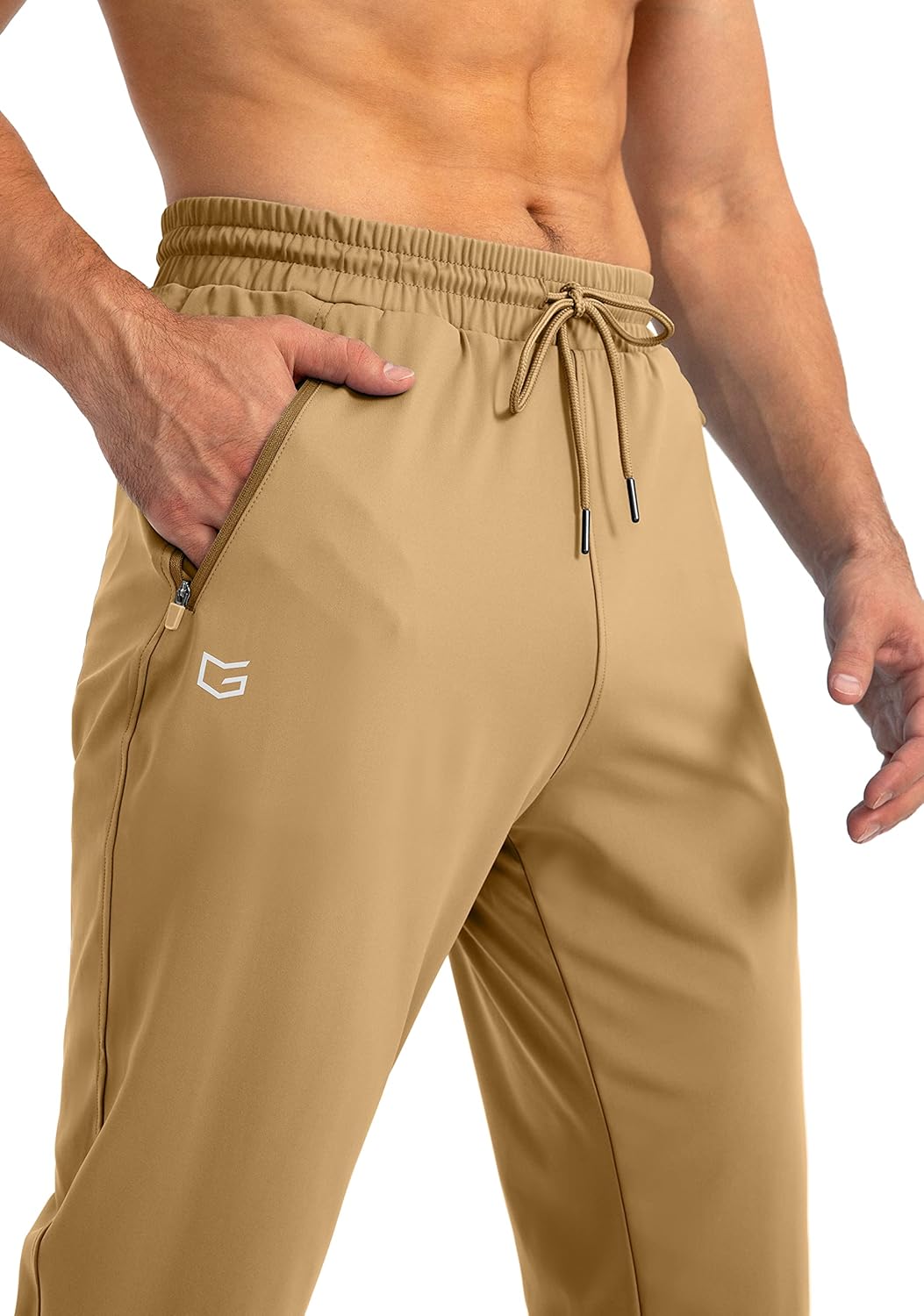 Herren Jogginghose mit elastischem Bund, Tapered Fit, für optimale Bewegungsfreiheit.