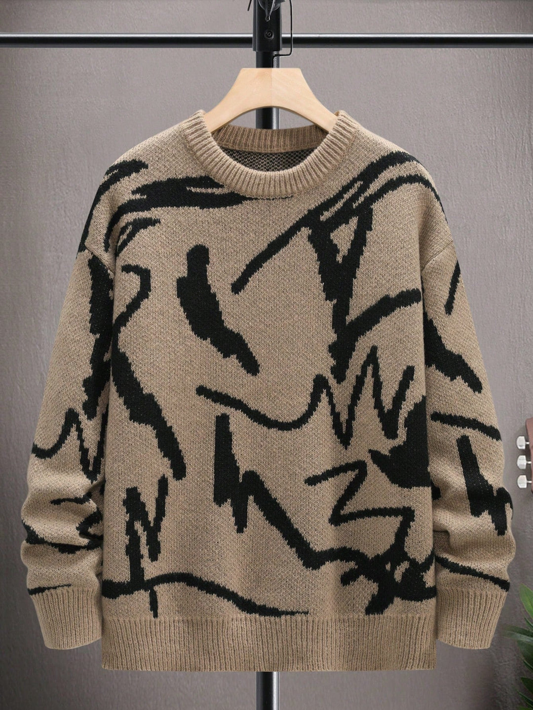 Herren Pullover Arvid mit einzigartigem geometrischem Print. Ideales Oberteil für kühle Tage.