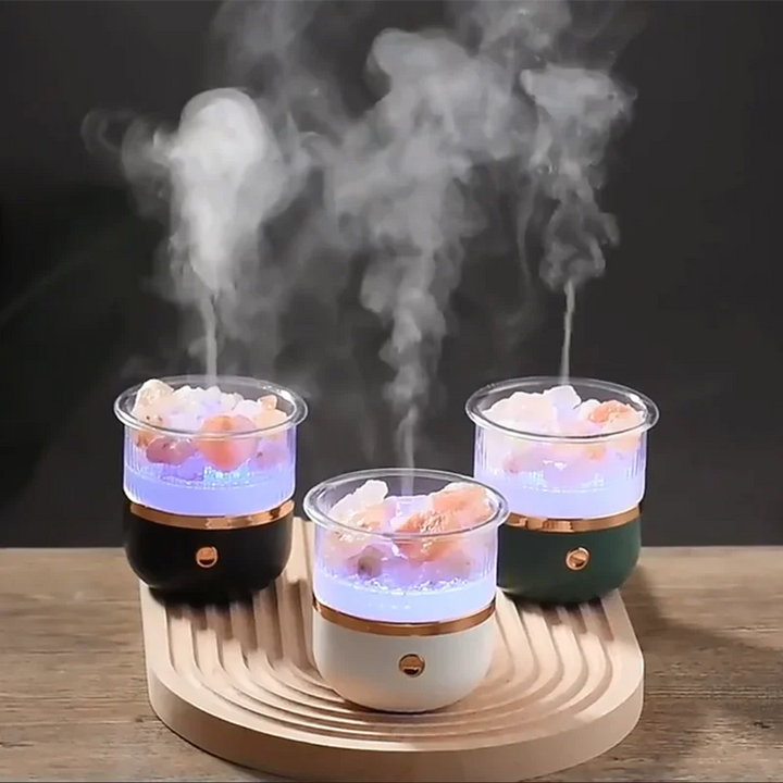 Entspannende Himalaya Salzkristalllampe mit Diffusor, ideal für Aromatherapie & Wohlbefinden zuhause.
