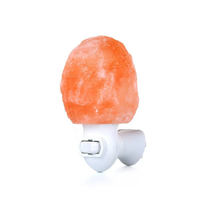 Natürliche Himalaya Salzkristalllampe als stilvolle Dekoration für gesundes Wohlbefinden.