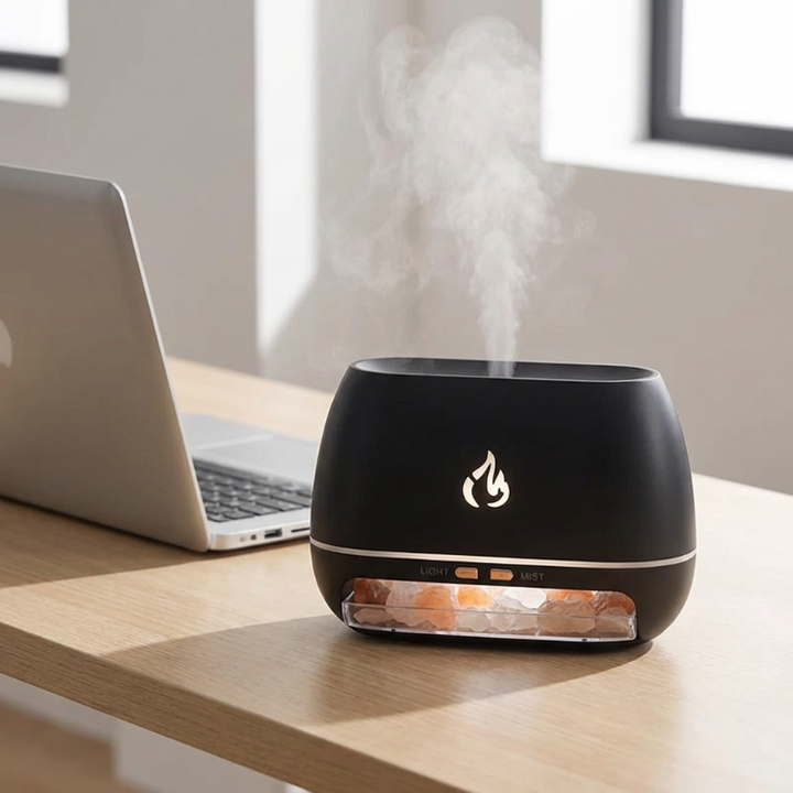 Kompakter Aroma Diffuser mit Flammeneffekt, integriertem LED Licht und Luftbefeuchter für Ihr Wohlbefinden.