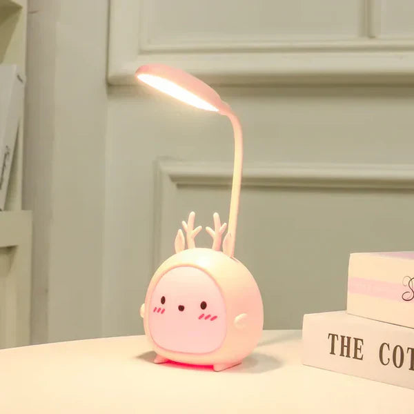 Kinderzimmer Leselampe mit sanftem Augenschutz-Licht. Praktisches USB Nachtlicht und Geschenk für Kinder.