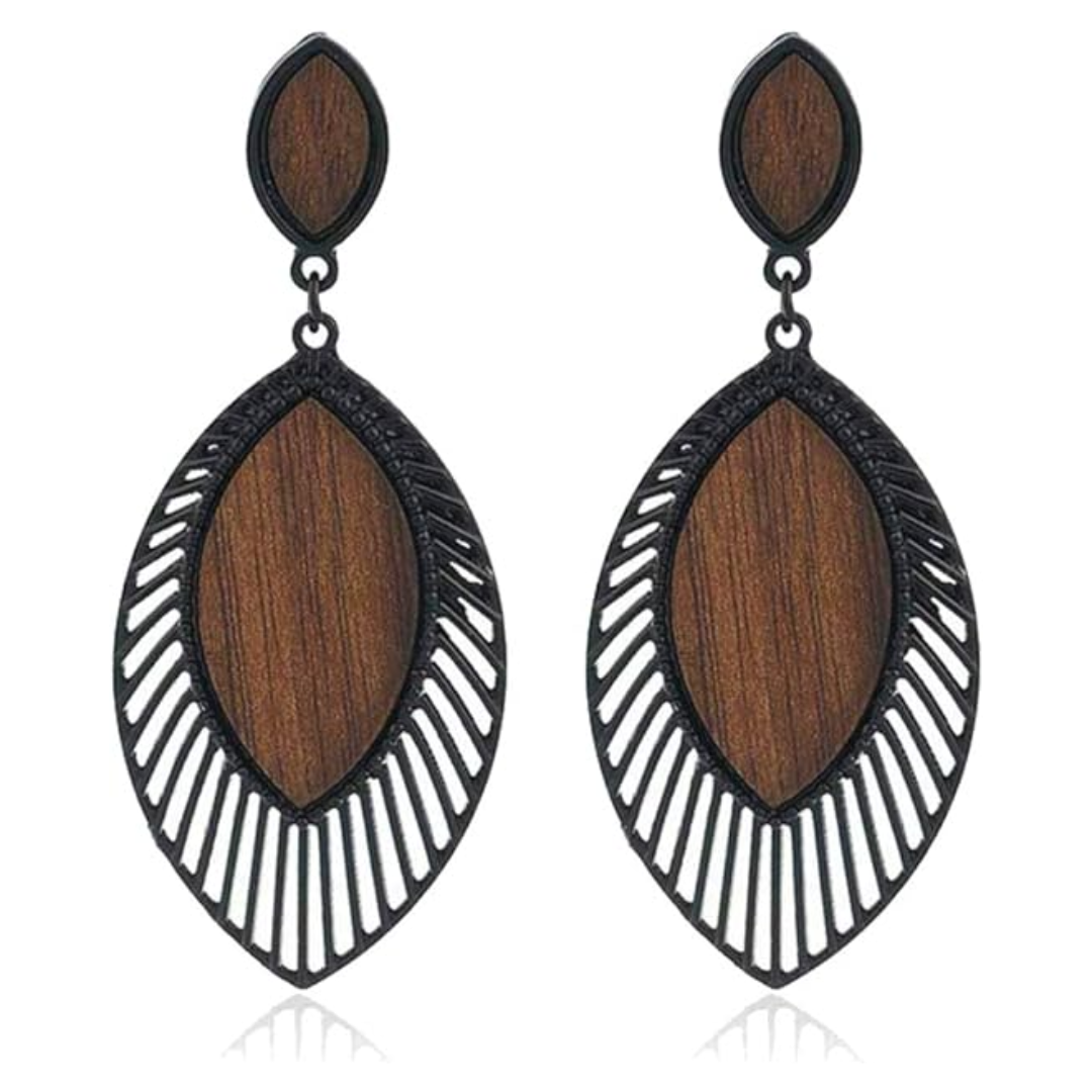 Damen Boho Tropfenohrringe aus Holz, handgefertigt, leichter Ethno-Stil, Naturschmuck.