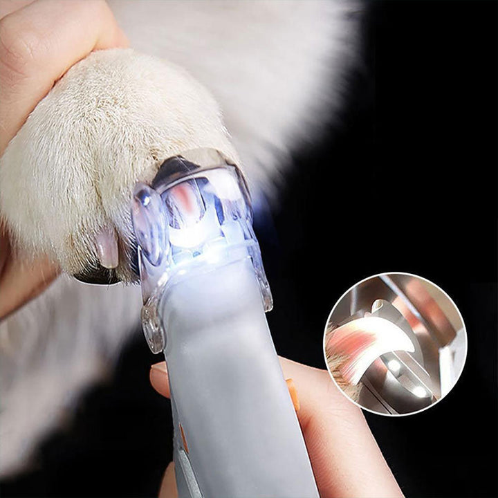 Hunde-Nagelknipser mit Sicherheitssensor für stressfreie Krallenpflege; wichtiges Hundezubehör zur Tierpflege.