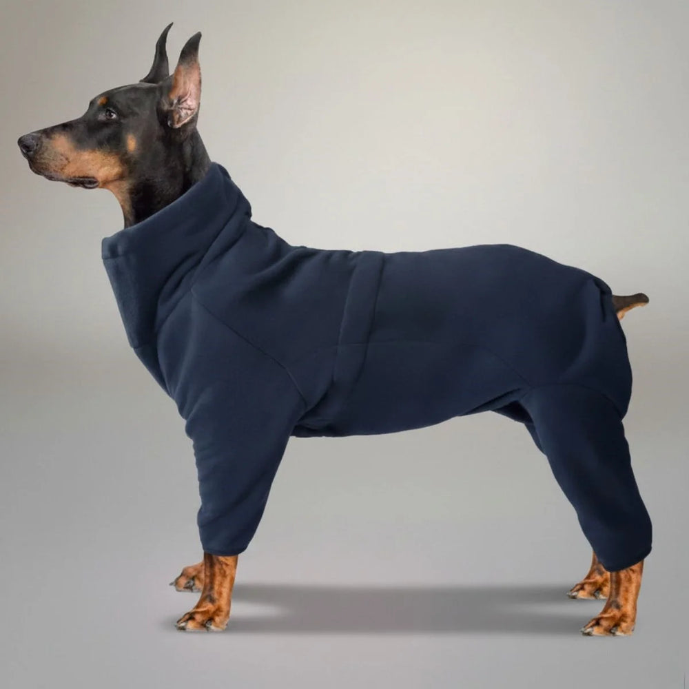 Warmer Hundeoverall schützt vor Kälte. Ideal für Welpen & kleine Hunde an kalten Wintertagen.
