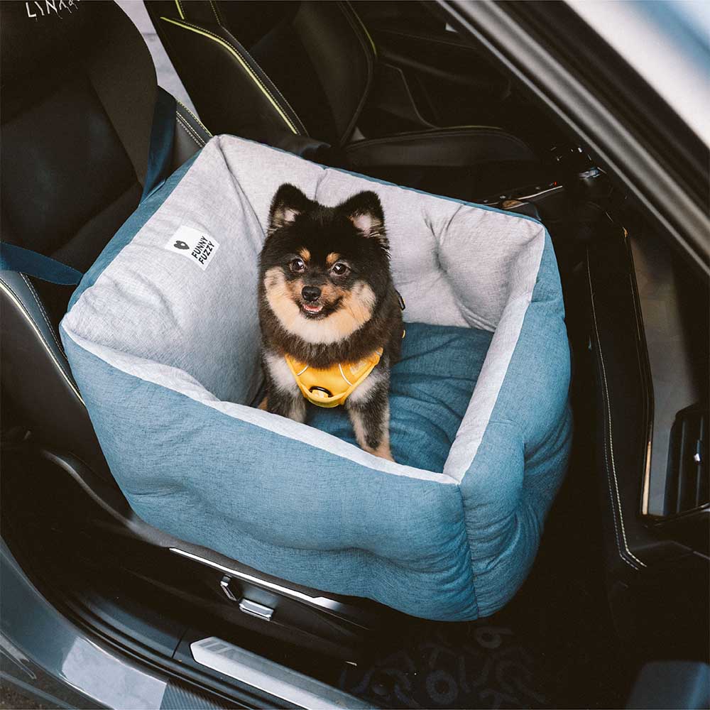 Reisetasche Hund Autositz: Komfortables und sicheres Hundeautositzbett für jede Autofahrt.