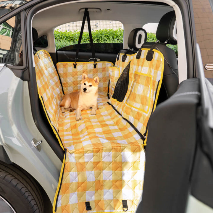 Hundesitzschutz für Auto, wasserdicht & kratzfest. Hält dein Fahrzeug hygienisch & sauber auf Reisen.