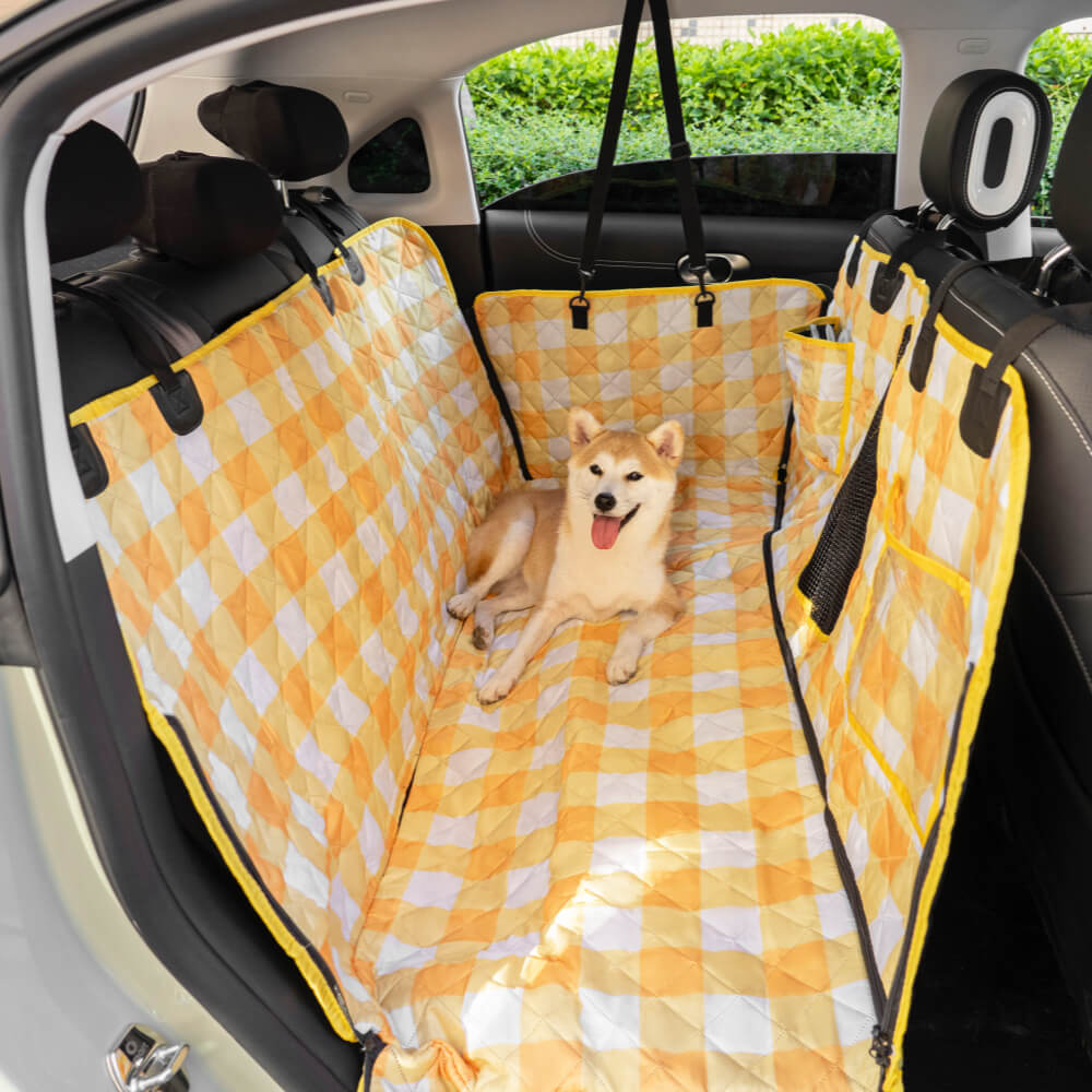 Premium Hunde Autositzbezug, kratzfest & wasserdicht, für Kofferraumschutz oder Rücksitz. Sicheres Reisen.
