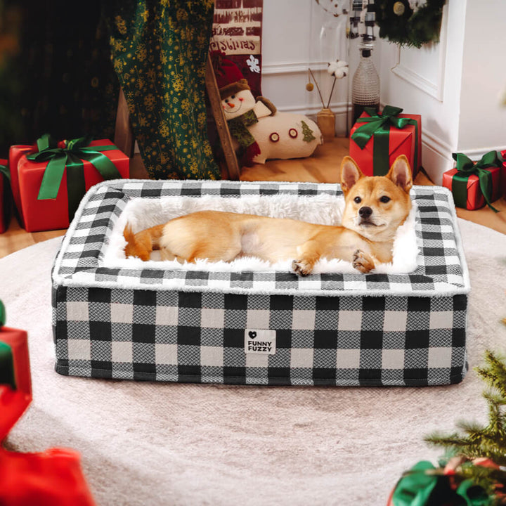Ergonomisches Hundebett mit Plüschbezug, kariert (rot, blau, schwarz), pflegeleicht.
