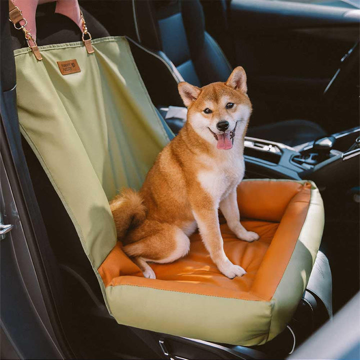 Komfortabler Hundesitzbezug für Auto; schützt Sitze vor Schmutz, Wasser, Kratzern. Perfekt für große Hunde.