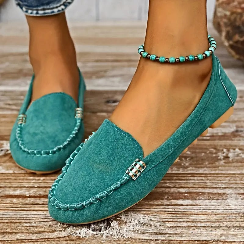 Rückansicht schlichter Easy-On Halbschuhe für Damen, ideal als praktische und stilvolle Freizeitschuhe.