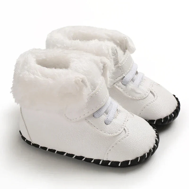 Warme Baby-Winterstiefel mit verstellbarem Verschluss für Jungen und Mädchen, ideal für erste Schritte.