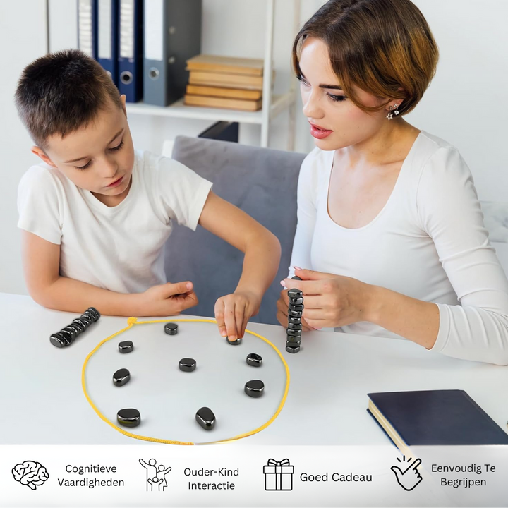 Hochwertiges magnetisches Reiseschachset; perfektes Geschenk für Schachspieler jeden Alters; langlebiges Strategiespiel.