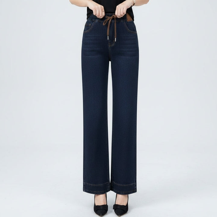 Alltagstaugliche Damenhose, Navy Blau, mit Stretch-Anteil. Komfortable, flexible Hose für den ganzen Tag.