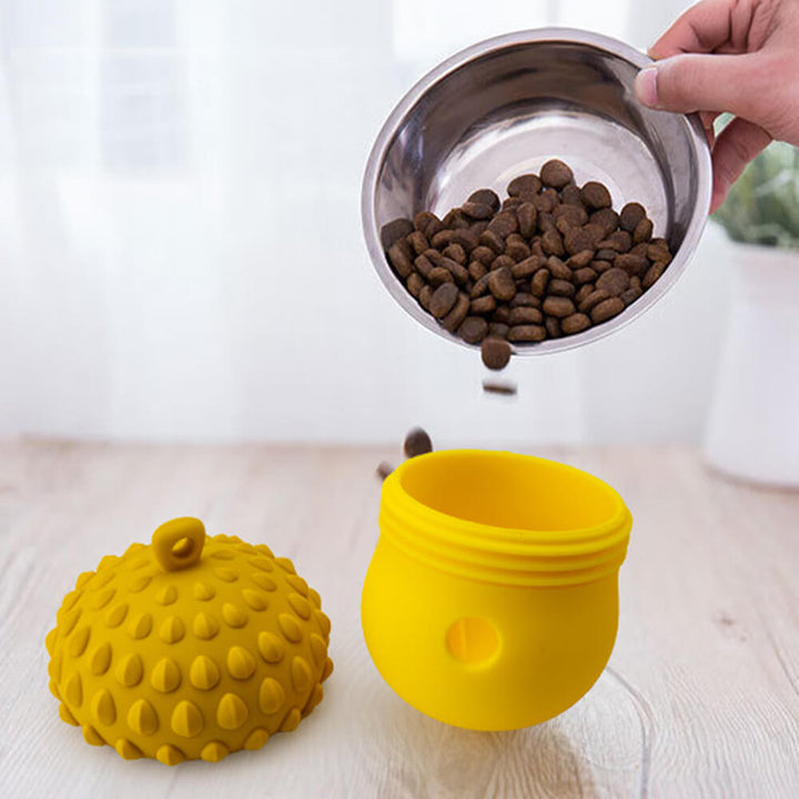 Futterspender für Hunde: Interaktiver Tannenzapfen aus Silikon als Verdauungshilfe & Kauspielzeug.