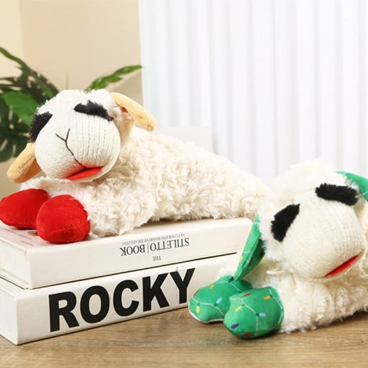 Robustes interaktives Plüschtier Lamm mit Quietschfunktion, fördert Spieltrieb des Hundes.