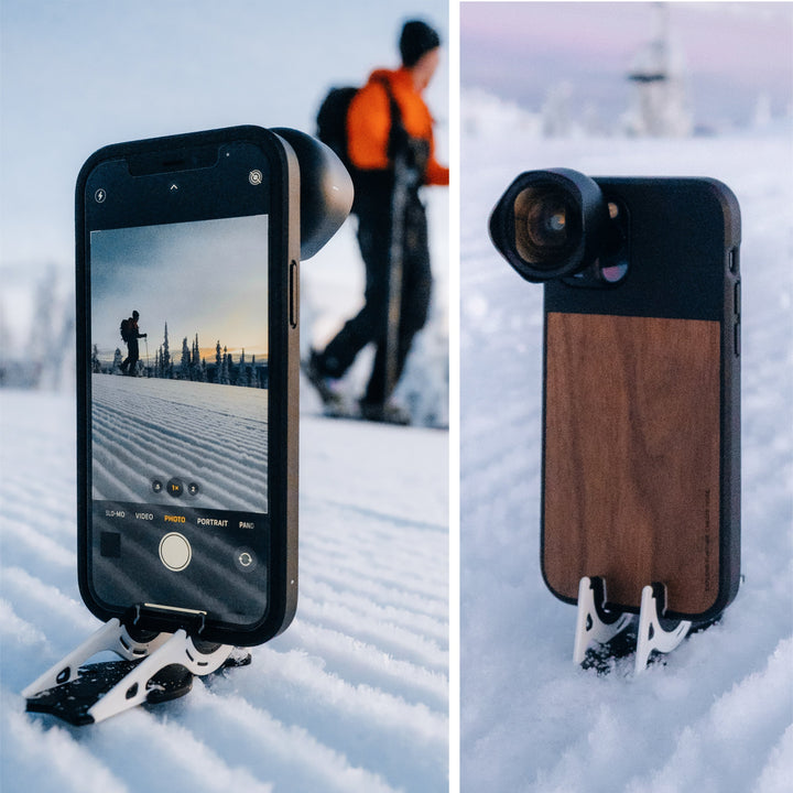 Verstellbares Smartphone Stativ für optimale Blickwinkel bei Fotos und Vlogs.