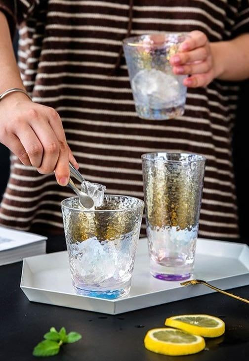 Funkelnde irisierende Highballgläser, modernes Barzubehör, setze Akzente mit diesem Glas-Set.
