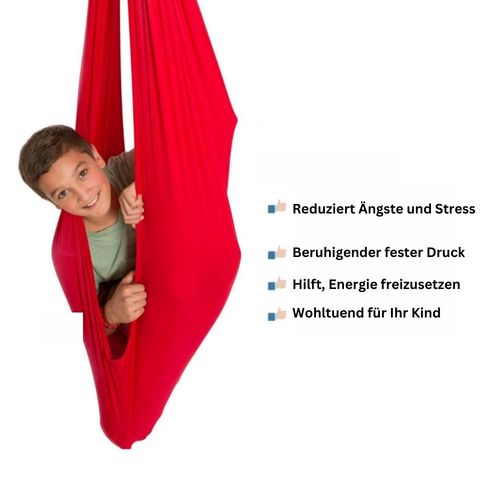 Sanft schwingende Hängeschaukel für Kinder zur Entspannung und Entwicklung von Motorik & Gleichgewicht.