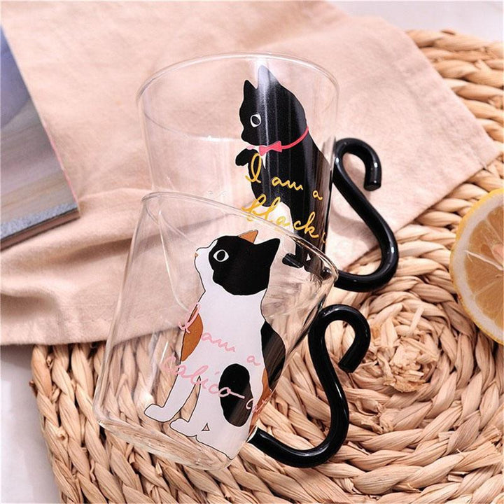 Liebenswerte Katzentasse im japanischen Design mit markantem Katzenschwanzgriff. Idealer Kaffeebecher für Teatime.