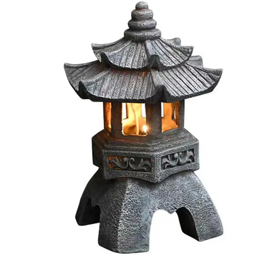 Detailreiche japanische Solar-Gartenlaterne aus Harz, LED-Außenbeleuchtung für Terrasse und Weg.