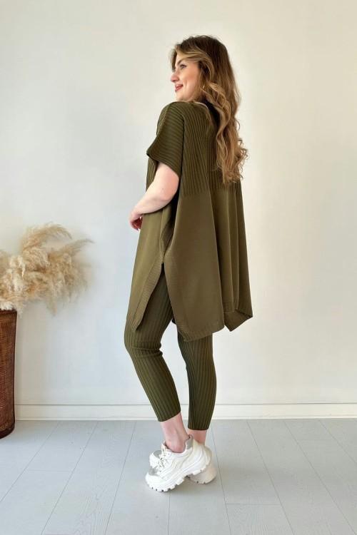 Damen Strick-Kombi-Set: Gemütlicher Zweiteiler aus Strickstoff, bequem und elastisch, perfekt für Freizeit.