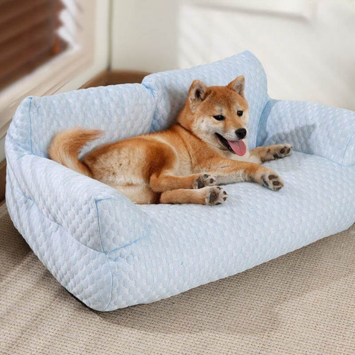 Modernes Hundebett, kühlend, waschbar & atmungsaktiv mit Eisseide, ideal für den Sommer.