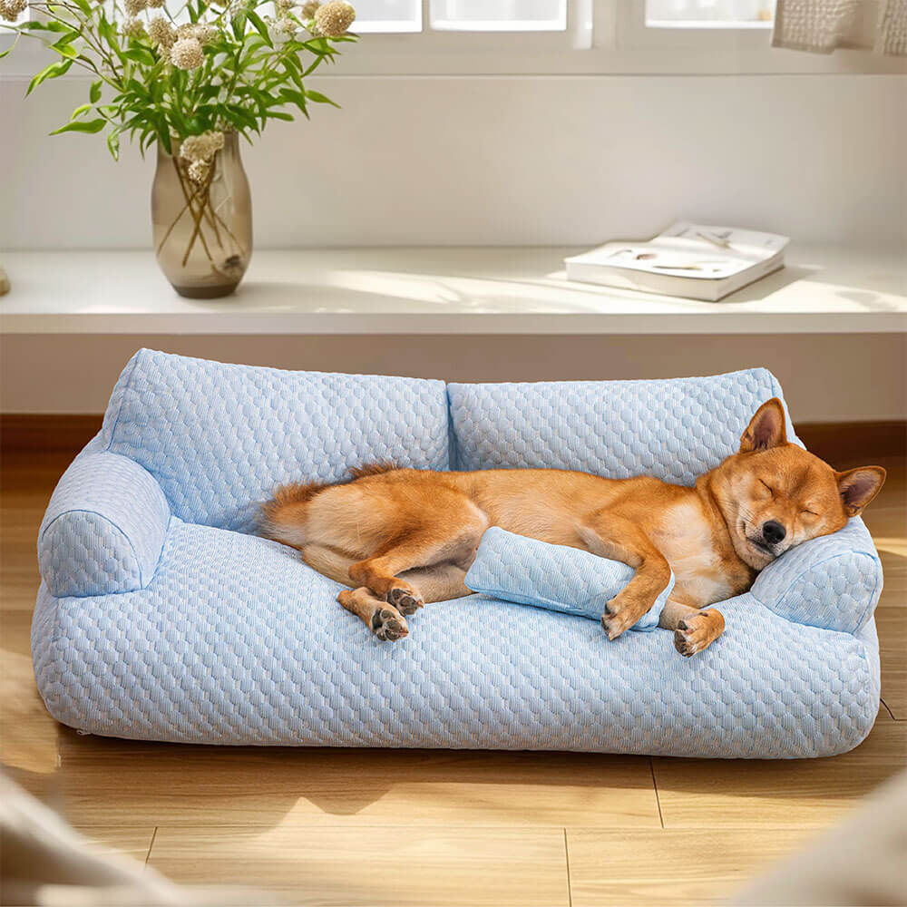 Waschbares Hundebett mit Eisseide, kühlend & rutschfest, perfekt für heiße Sommertage.