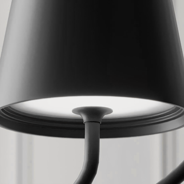 Kompakte kabellose LED Lampe mit warmem Licht, perfekt als Deckenlampe oder für Ambiente.