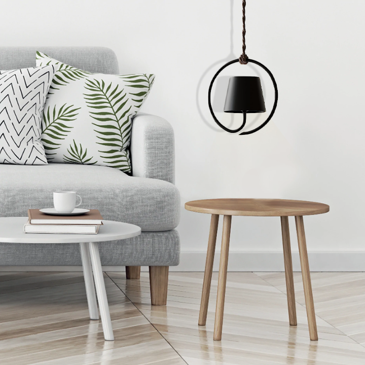 Elegante dimmbare LED Lampe mit Akku für flexiblen Einsatz als Innen- oder Außenbeleuchtung.