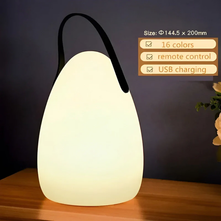 Wasserfeste LED Aussenleuchte für Balkon & Terrasse, kabellos, USB-aufladbar, mit ambientem Licht & Farbwechsel.