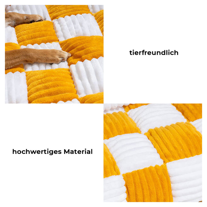 Pflegeleichter, waschbarer Sofabezug, kariert. Optimaler Schutz vor Tierhaaren und Schmutz für Ihr Sofa.