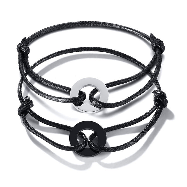 Herren Lederarmband als ideales Geschenk verpackt; langlebiger Männerschmuck für besondere Anlässe.