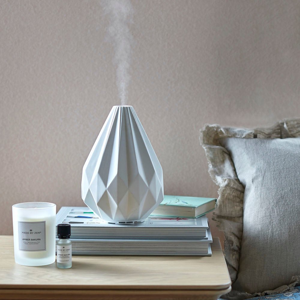 Keramik Aroma-Diffusor mit Fernbedienung, als Schlafhilfe & Duftlampe. Fördert Entspannung und Wohlbefinden.
