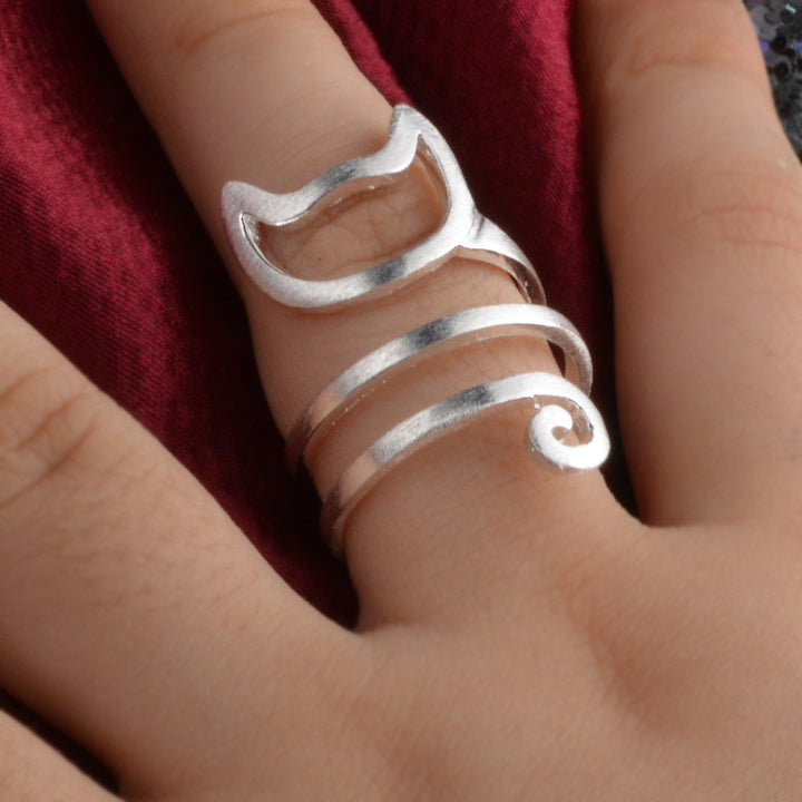 Bezaubernder Damen Silberring mit Katzenmotiv, modischer Sterlingsilber-Schmuck, handgefertigt & elegant.