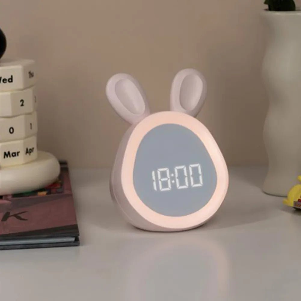 Schlafhilfe Hasen-Kinderwecker mit sanftem LED Nachtlicht, fördert eine gute Tagesroutine für Kinder.