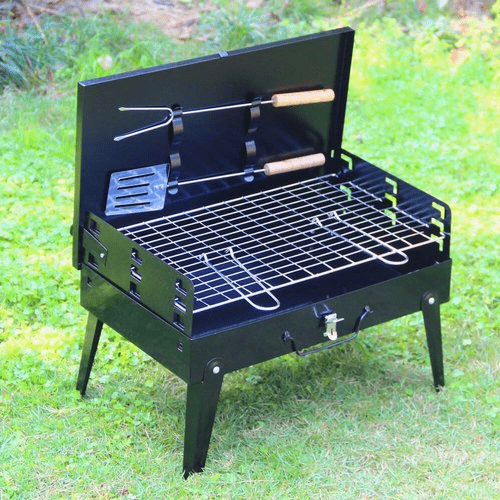Portabler Campinggrill, schnell auf- und abgebaut, aus robustem Edelstahl für unterwegs.